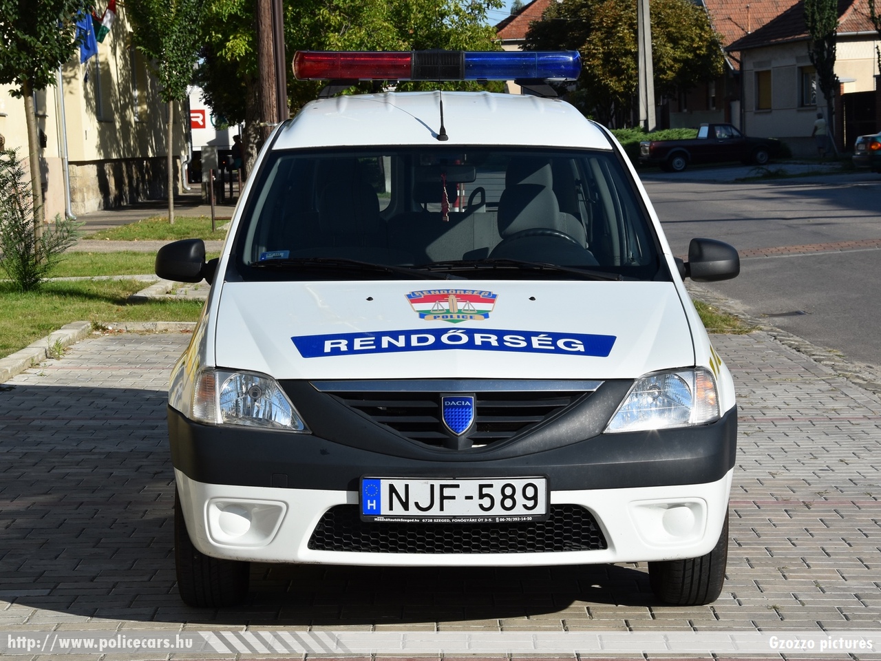 Dacia Logan I MCV, fotó: Gzozzo pictures
Keywords: magyar Magyarország rendőr rendőrautó rendőrség NJF-589 Hungary hungarian police policecar