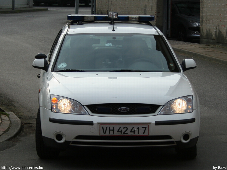 Ford Mondeo, fotó: Bazsi
Keywords: rendőr rendőrautó rendőrség dán Dánia