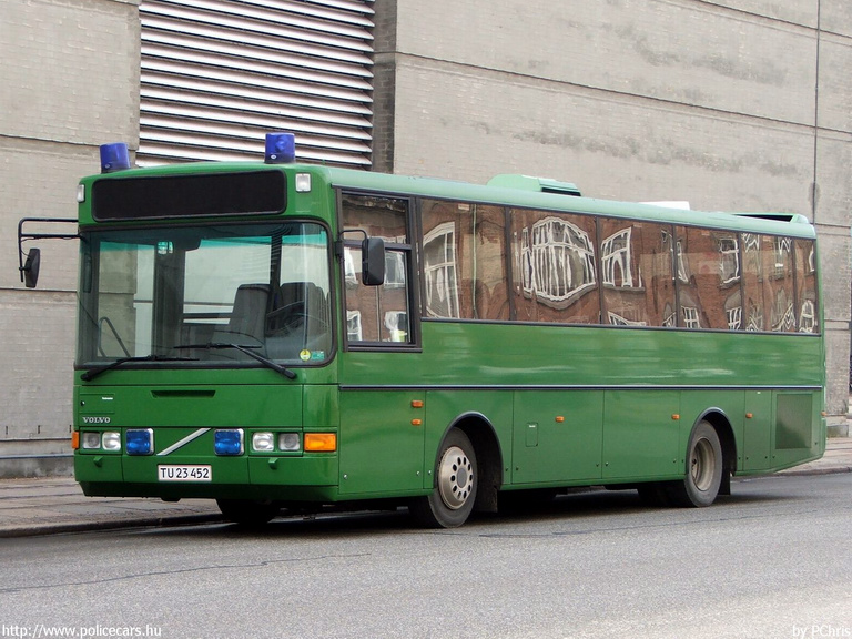 Volvo, fotó: PChris
Keywords: rendőr rendőrautó rendőrség dán Dánia