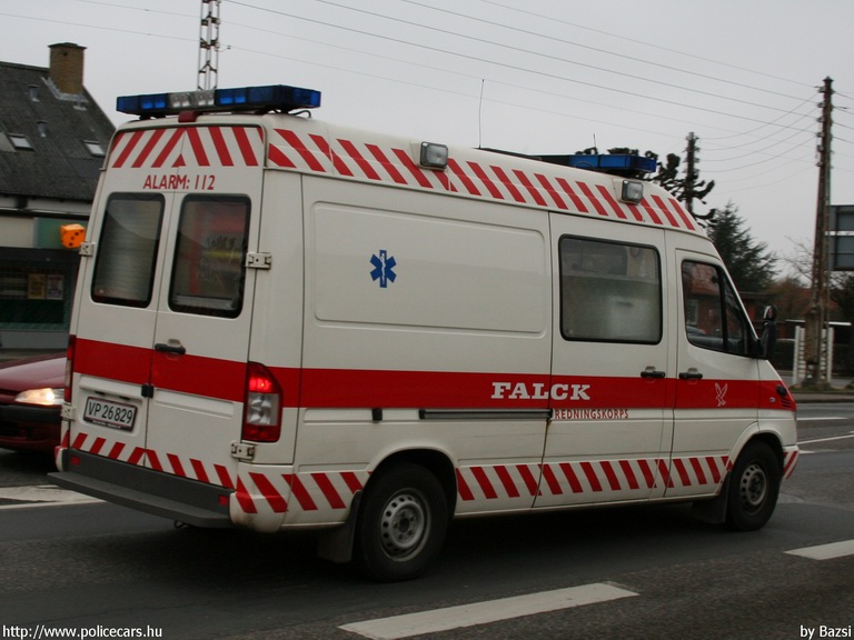 Mercedes Sprinter, Falck, fotó: Bazsi
Keywords: dán Dánia mentő mentőautó