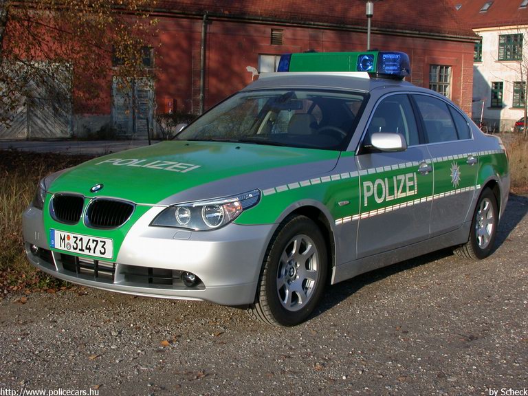 BMW 5, fotó: Scheck
Keywords: Németország német rendőr rendőrség rendőrautó