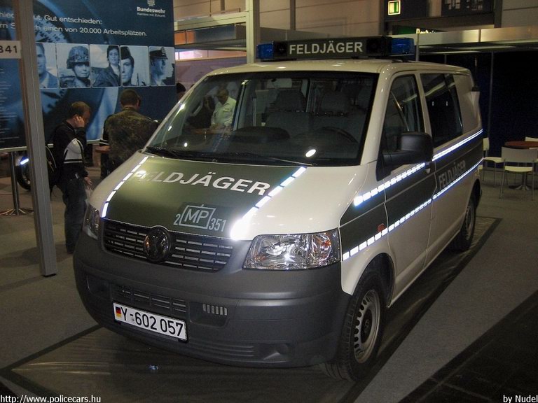 Volkswagen Transporter T5, fotó: Nudel
Keywords: német Németország katonai rendőrség
