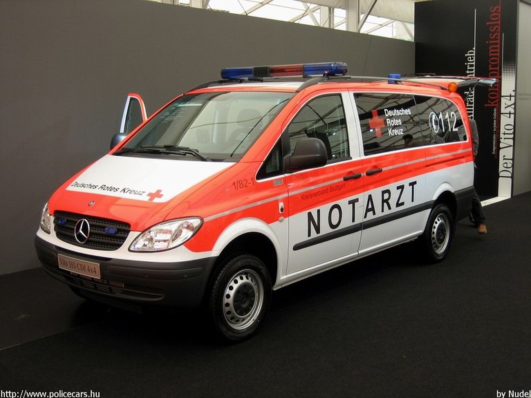 Mercedes Vito, fotó: Nudel
Keywords: német Németország mentő mentőautó