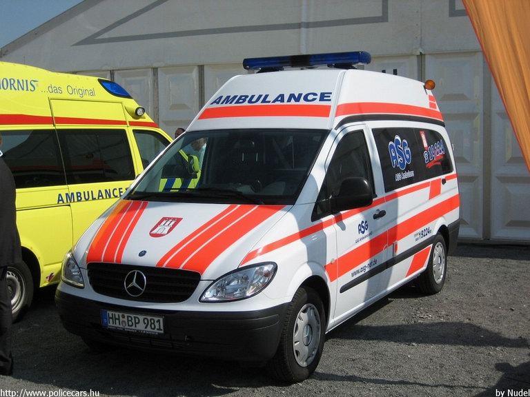 Mercedes Vito, fotó: Nudel
Keywords: német Németország mentő mentőautó