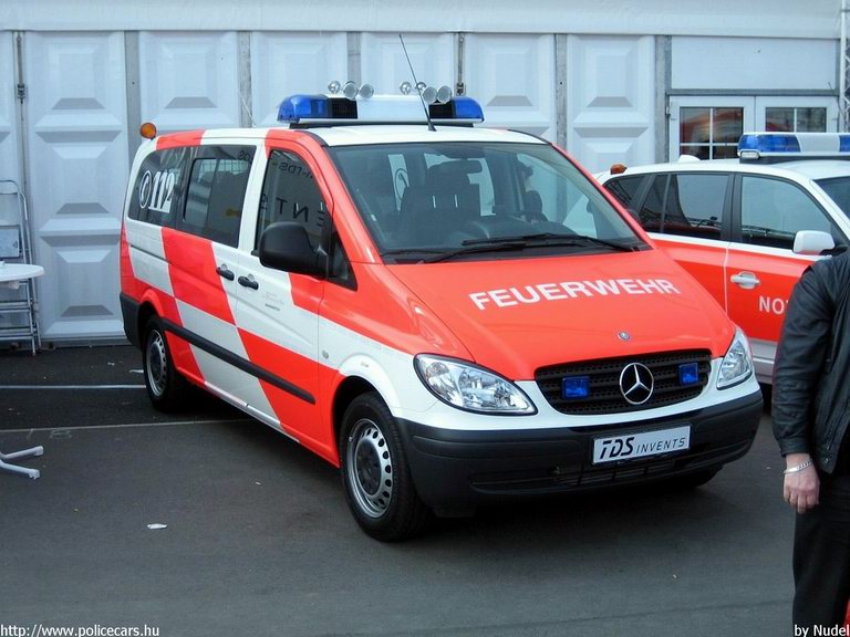 Mercedes Vito, fotó: Nudel
Keywords: német Németország tûzoltó tûzoltóautó tûzoltóság