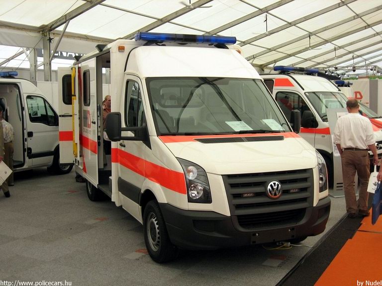 Volkswagen Crafter, fotó: Nudel
Keywords: német Németország mentő mentőautó