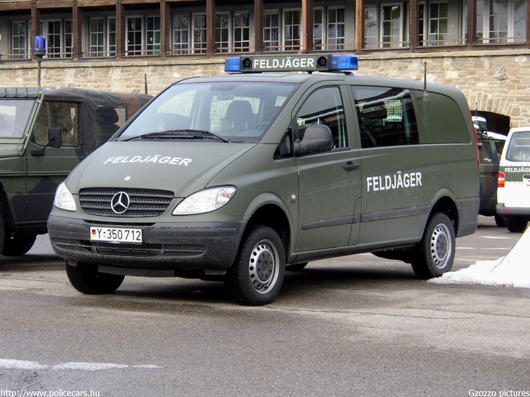 Mercedes Vito
Keywords: német Németország katonai rendőrség