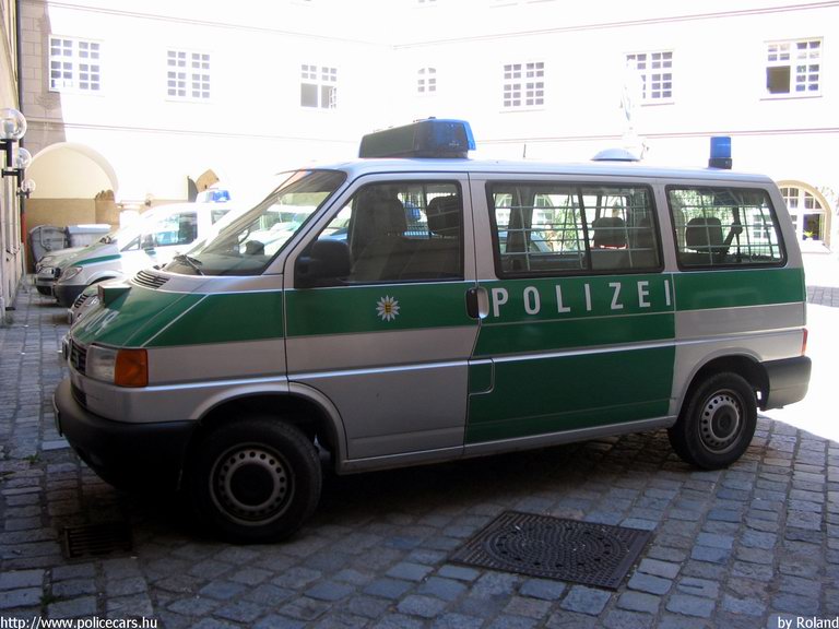 Volkswagen Transporter T4, fotó: Roland
Keywords: német Németország rendőr rendőrautó rendőrség
