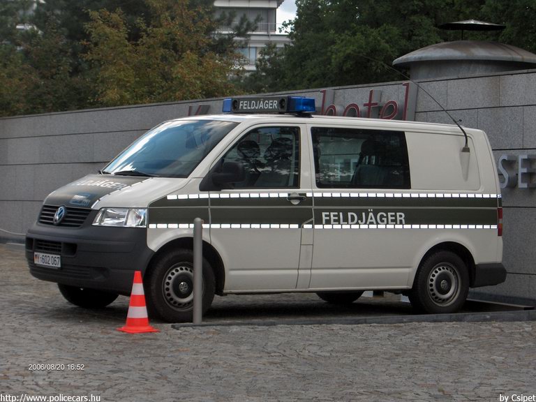 Volkswagen Transporter T5, fotó: Csipet
Keywords: német Németország katonai rendőrség