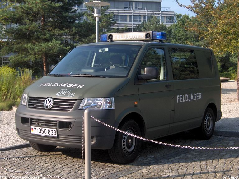 Volkswagen Transporter T5, fotó: Csipet
Keywords: német Németország katonai rendőrség