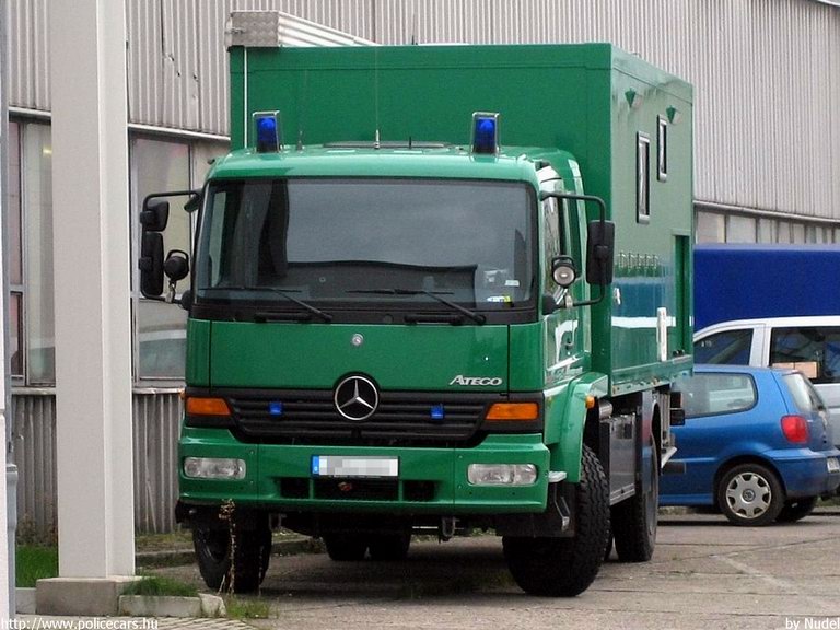 Mercedes-Benz Atego, fotó: Nudel
Keywords: német Németország rendőr rendőrautó rendőrség