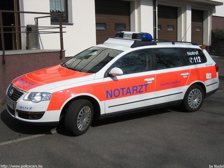 Volkswagen Passat, fotó: Nudel
Keywords: német Németország mentő mentőautó