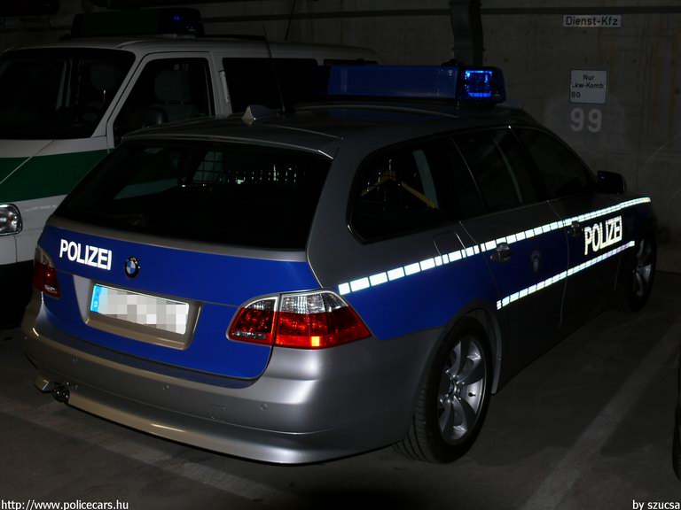 BMW, fotó: szucsa
Keywords: német Németország rendőr rendőrautó rendőrség