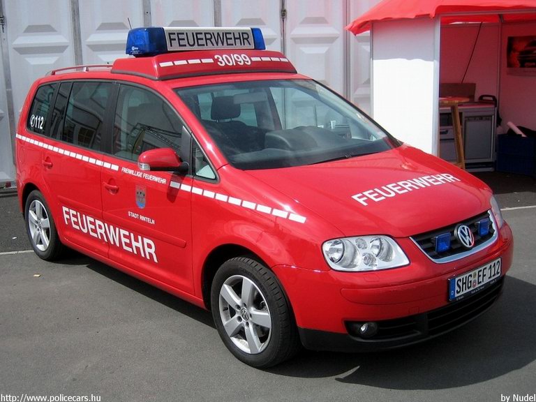 Volkswagen Touran, fotó: Nudel
Keywords: német Németország tûzoltó tûzoltóautó tûzoltóság