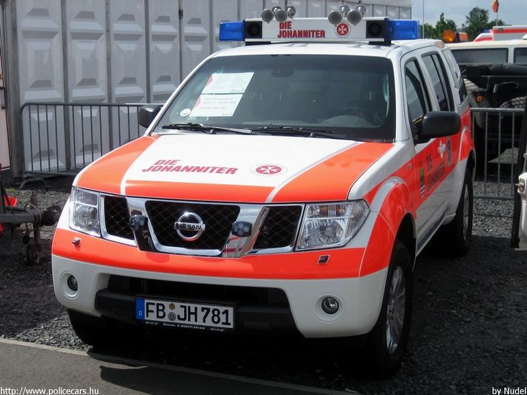 Nissan Pathfinder, fotó: Nudel
Keywords: német Németország mentő mentőautó
