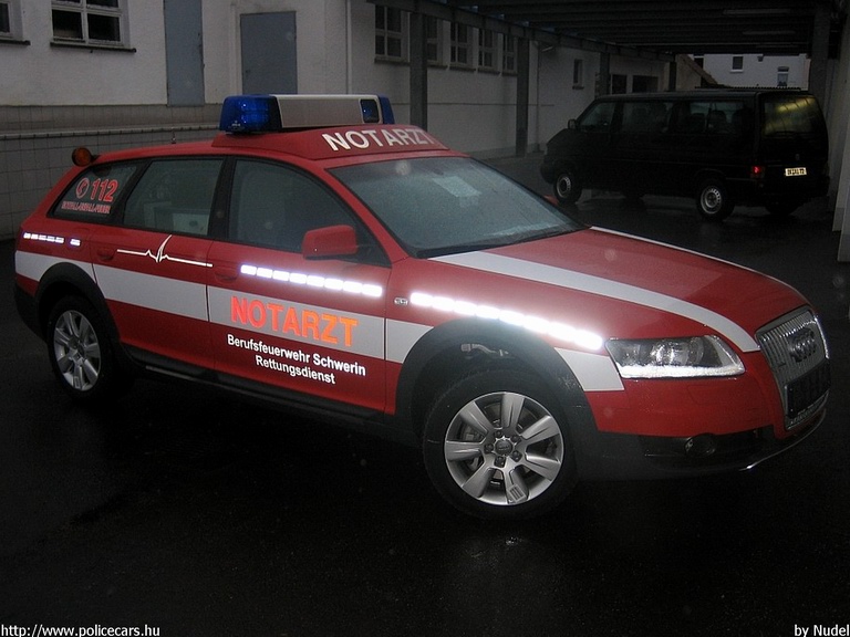 Audi, fotó: Nudel
Keywords: német Németország mentő mentőautó