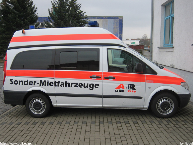 Mercedes Vito, fotó: Nudel
Keywords: német Németország mentő mentőautó