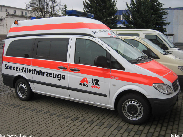 Mercedes Vito, fotó: Nudel
Keywords: német Németország mentő mentőautó