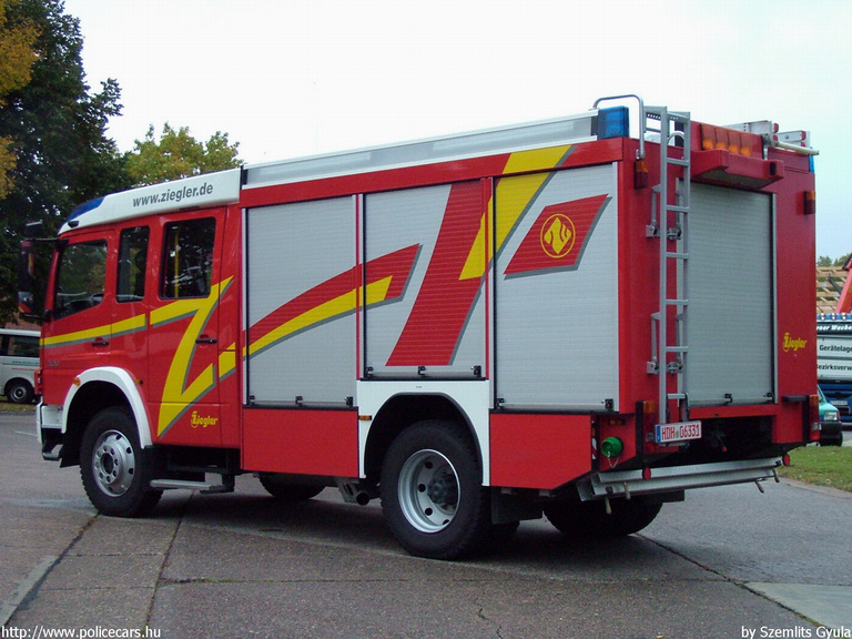 Mercedes-Benz Atego, fotó: Szemlits Gyula
Keywords: német németország tûzoltó tûzoltóautó tûzoltóság