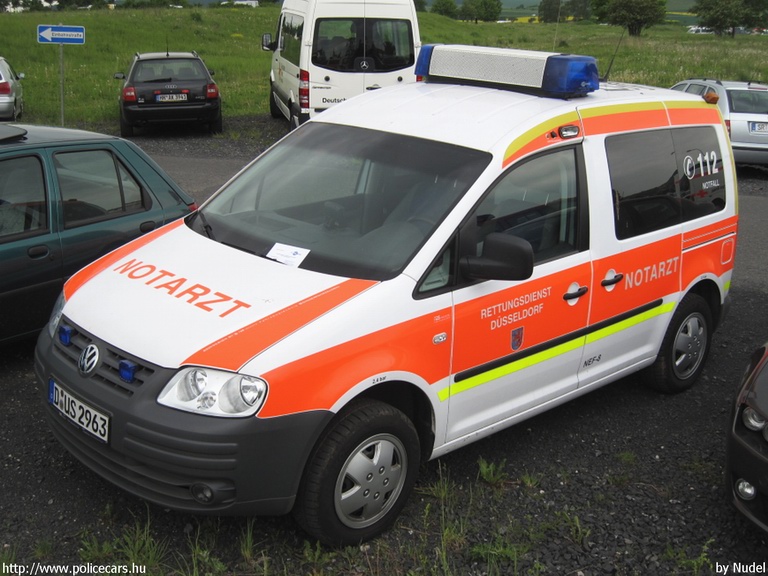 VW Caddy, fotó: Nudel
Keywords: német Németország mentő mentőautó