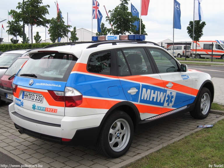 BMW X3, fotó: Nudel
Keywords: német Németország mentő mentőautó