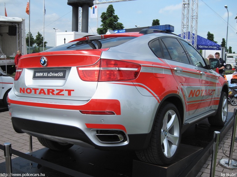 BMW X6, fotó: Nudel
Keywords: német Németország mentő mentőautó