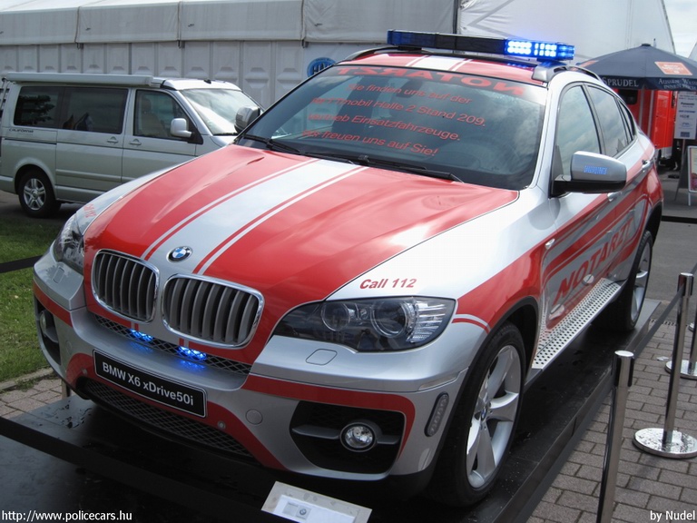 BMW X6, fotó: Nudel
Keywords: német Németország mentő mentőautó
