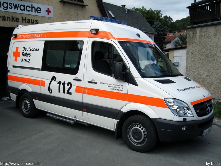 Mercedes-Benz Sprinter II, fotó: Nudel
Keywords: mentő mentőautó Németország német