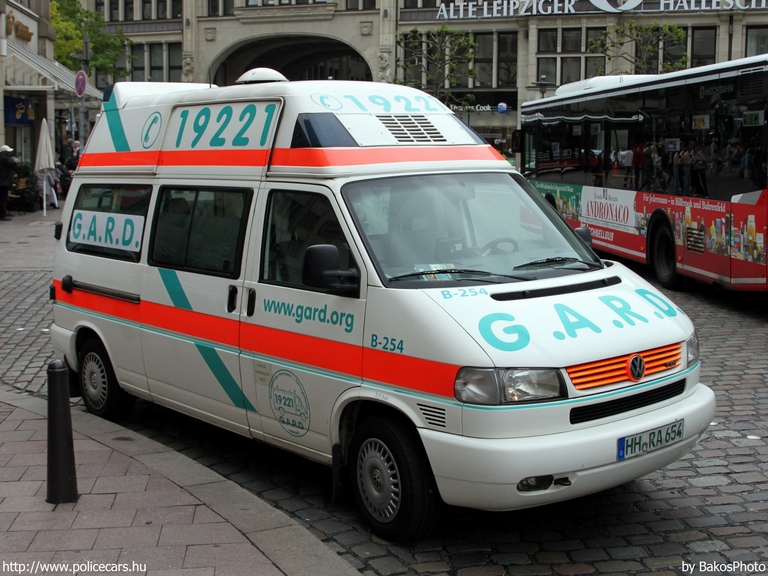 Volkswagen Transporter T4, fotó: BakosPhoto
Keywords: mentő mentőautó német Németország