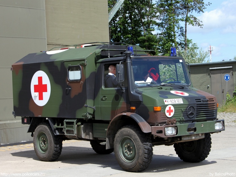 Mercedes-Benz Unimog U1300L, fotó: BakosPhoto
Keywords: mentő mentőautó német Németország katonai