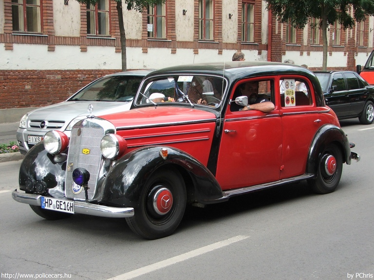 Mercedes-Benz 170, fotó: PChris
Keywords: tûzoltó tûzoltóautó tûzoltóság német Németország