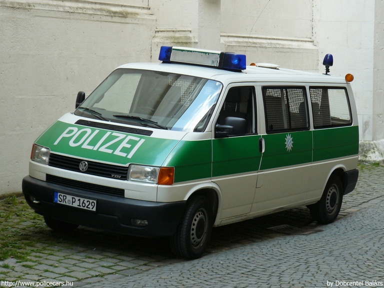 Volkswagen Transporter T4, fotó: Döbrentei Balázs
Keywords: német Németország rendőr rendőrautó rendőrség