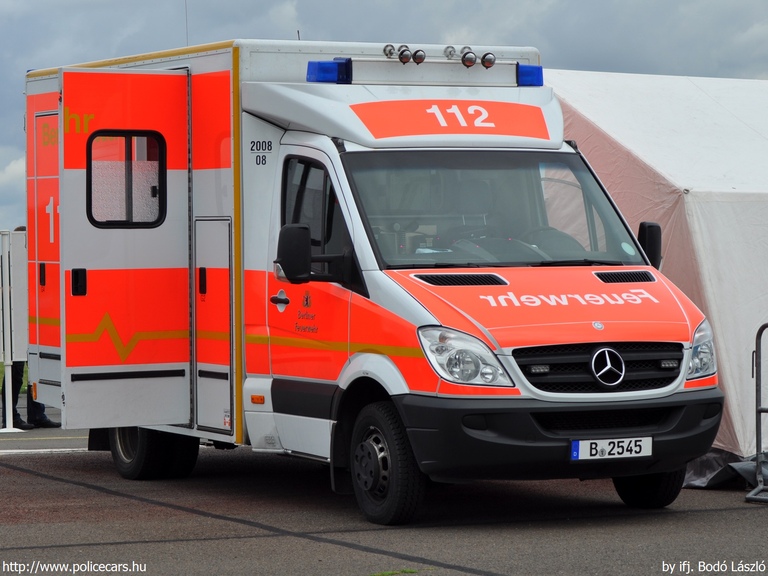 Mercedes-Benz Sprinter 515 CDI, fotó: ifj. Bodó László
Keywords: német Németország mentő mentőautó
