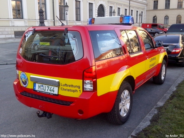 Nissan Pathfinder, fotó: Andor_SU
Keywords: német Németország mentő mentőautó
