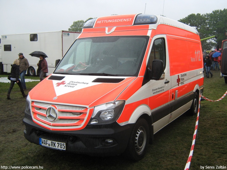 Mercedes-Benz Sprinter II, fotó: Seres Zoltán
Keywords: német Németország mentő mentőautó