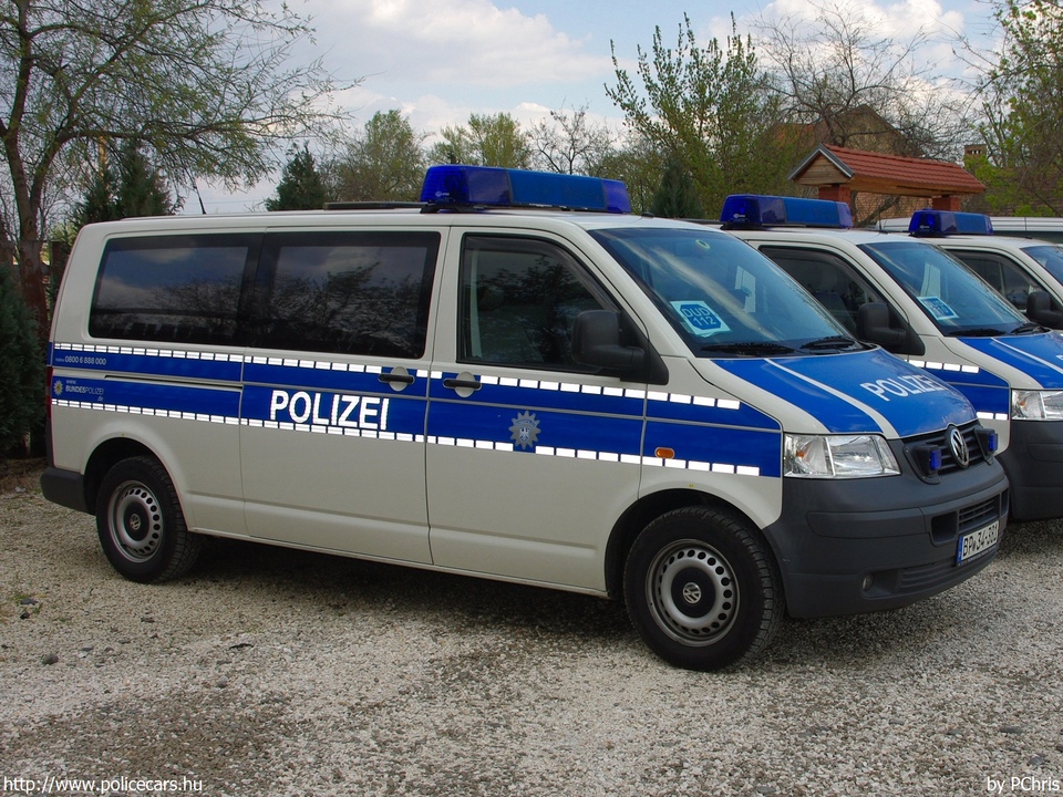 Volkswagen Transporter T5, fotó: PChris
Keywords: német Németország rendőr rendőrautó rendőrség