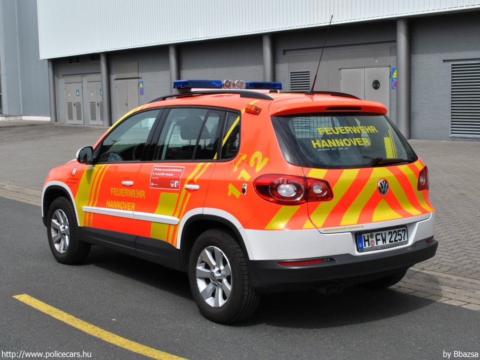 Volkswagen Tiguan, fotó: Bbazsa
Keywords: német Németország tûzoltó tûzoltóautó tûzoltóság Germany german fire firetruck