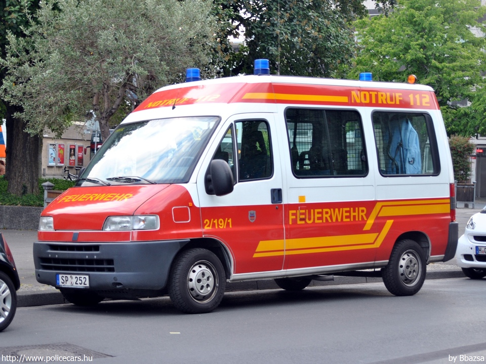 Fiat Ducato, fotó: Bbazsa
Keywords: német Németország tûzoltó tûzoltóautó tûzoltóság Germany german fire firetruck