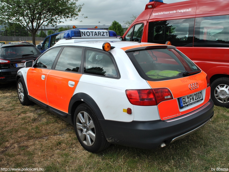 Audi A6 Allroad Quattro, Bergisch Gladbach, fotó: Bbazsa
Keywords: német Németország tûzoltó tûzoltóautó tûzoltóság Germany german fire firetruck