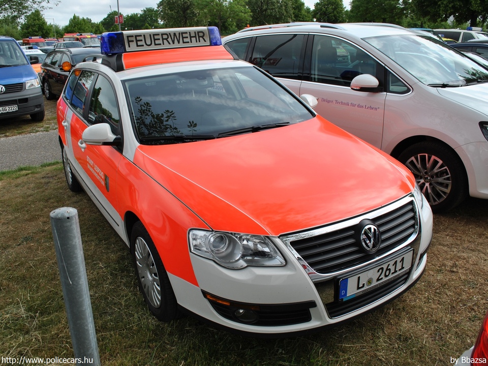 Volkswagen Passat Variant, Leipzig, fotó: Bbazsa
Keywords: német Németország tûzoltó tûzoltóautó tûzoltóság Germany german fire firetruck