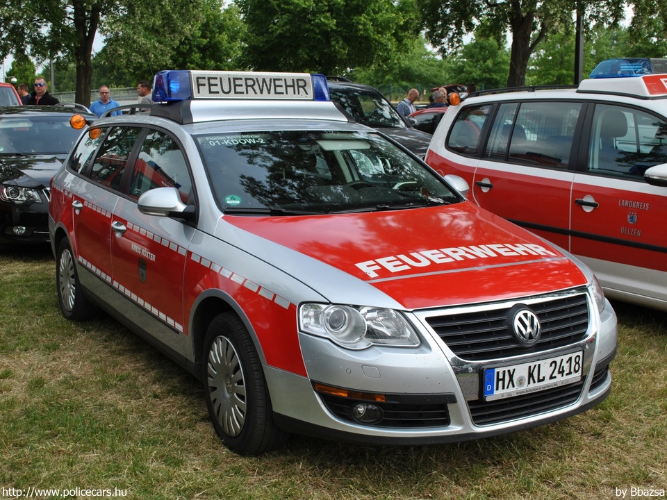 Volkswagen Passat Variant, Kreis Höxter, fotó: Bbazsa
Keywords: német Németország tûzoltó tûzoltóautó tûzoltóság Germany german fire firetruck