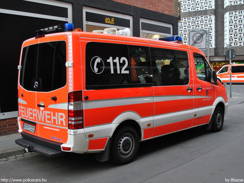 Mercedes Sprinter Hensel, fotó: Bbazsa
Keywords: német Németország tûzoltó tûzoltóautó tûzoltóság Germany german fire firetruck