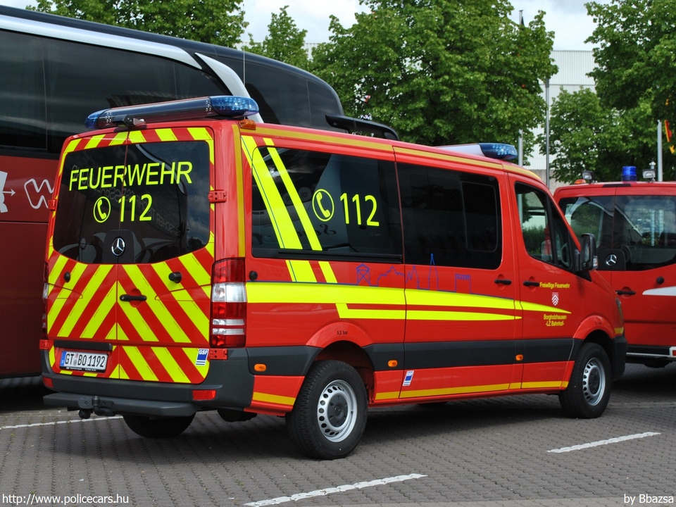 Mercedes Sprinter, Borgholzhausen, fotó: Bbazsa
Keywords: német Németország tûzoltó tûzoltóautó tûzoltóság Germany german fire firetruck