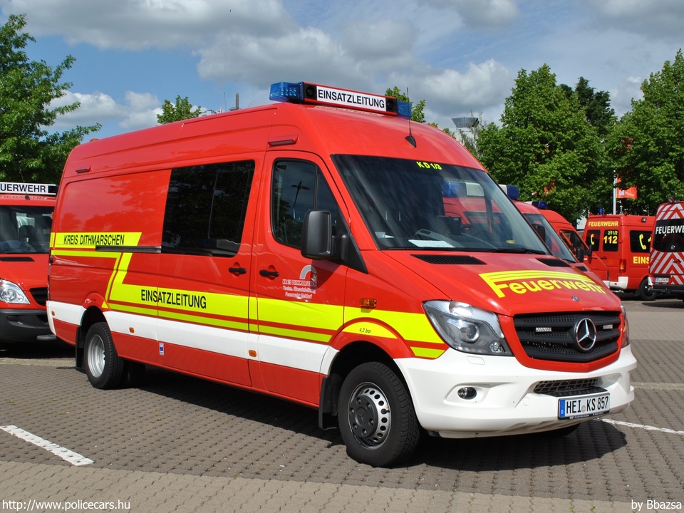 Mercedes Sprinter, Kreis Dithmarschen, fotó: Bbazsa
Keywords: német Németország tûzoltó tûzoltóautó tûzoltóság Germany german fire firetruck