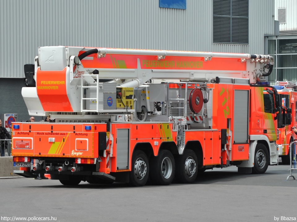 Mercedes Actros 3244 Ziegler TLF 30/00 TMB F54 RLX, Hannover, fotó: Bbazsa
Keywords: német Németország tûzoltó tûzoltóautó tûzoltóság Germany german fire firetruck
