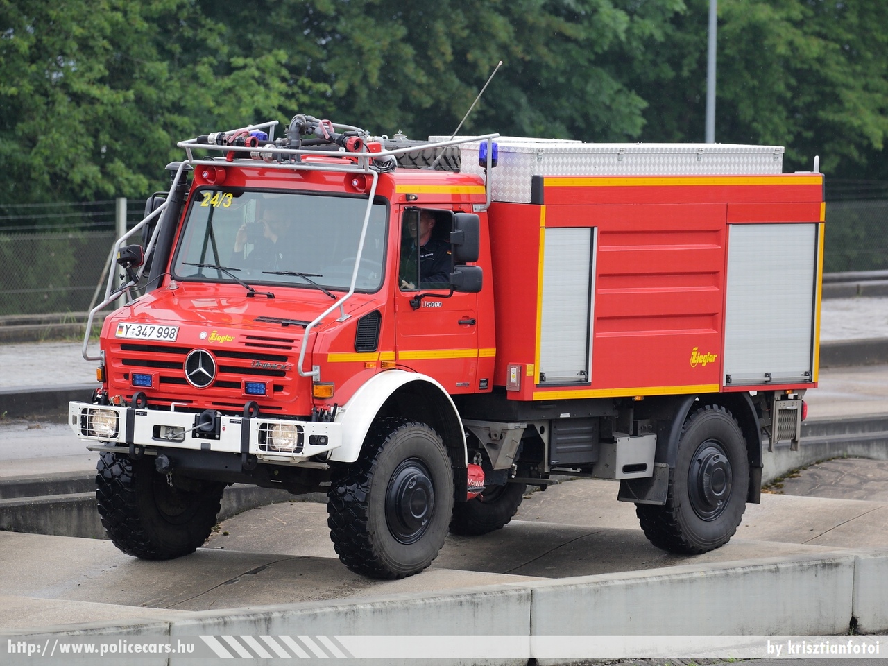 Mercedes-Benz Unimog U5000 Ziegler, fotó: krisztianfotoi
Keywords: német Németország tûzoltó tûzoltóautó tûzoltóság katonai Deutschland german military fire firetruck