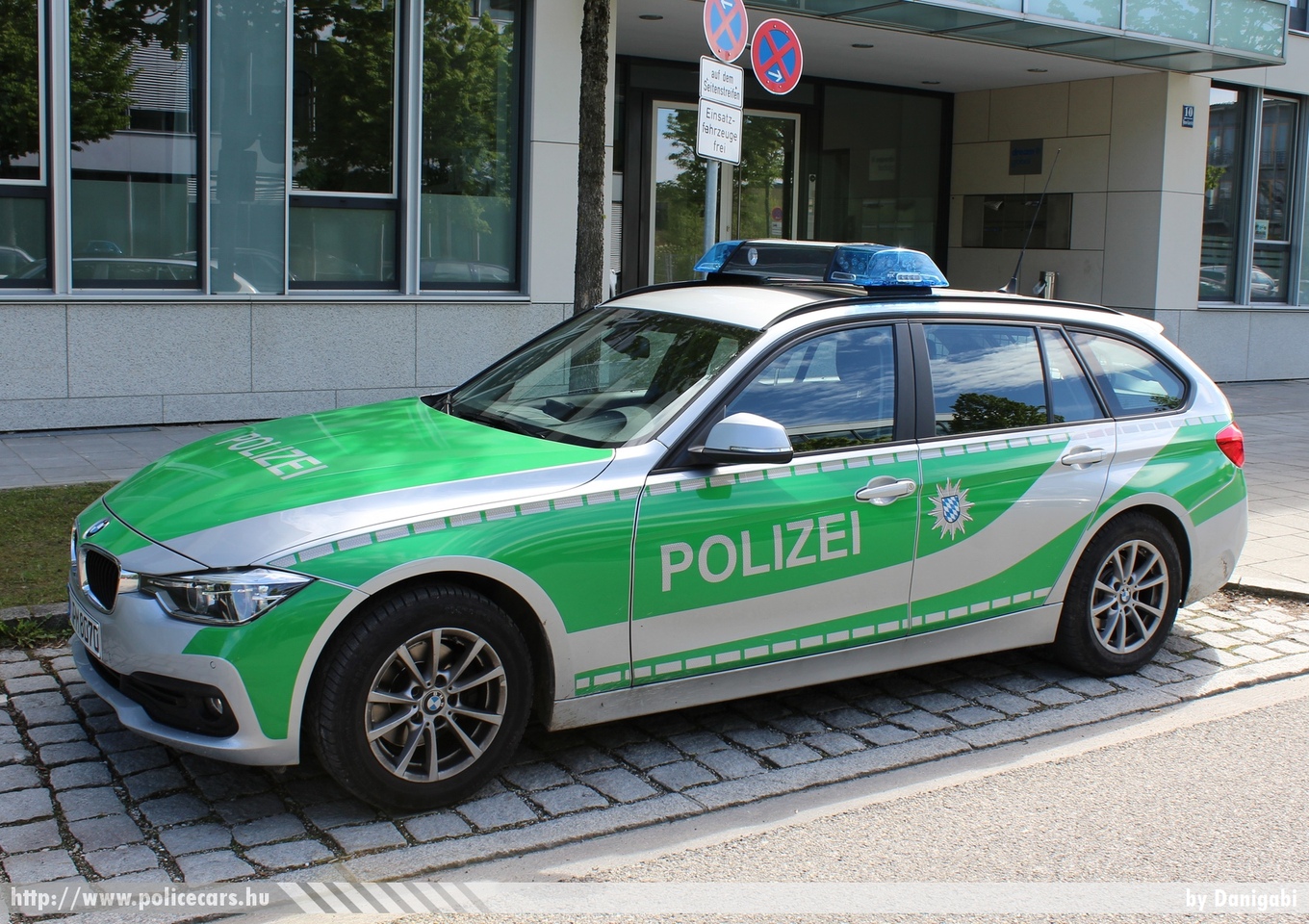 BMW, fotó: Danigabi
Keywords: német Németország rendőr rendőrautó rendőrség Germany german police policecar