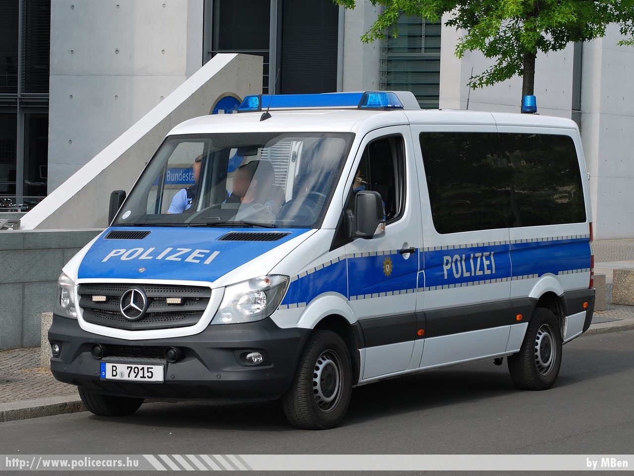 Mercedes-Benz Sprinter II facelift 313 CDI, fotó: MBen
Keywords: német Németország rendőr rendőrautó rendőrség Germany german police policecar