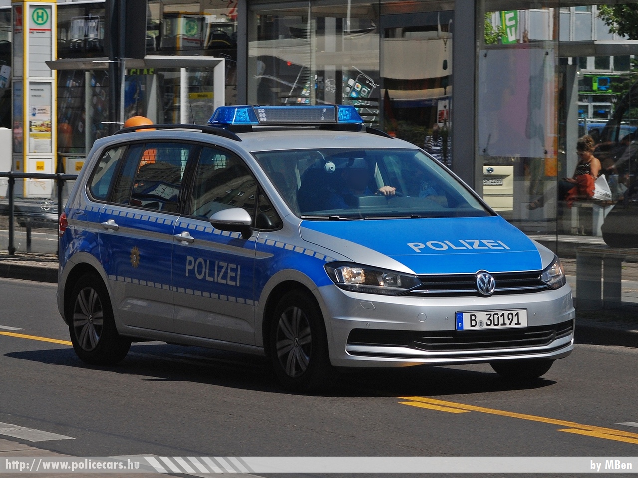 Volkswagen Touran II TSI, Berlin, fotó: MBen
Keywords: német Németország rendőr rendőrautó rendőrség german Germany police policecar