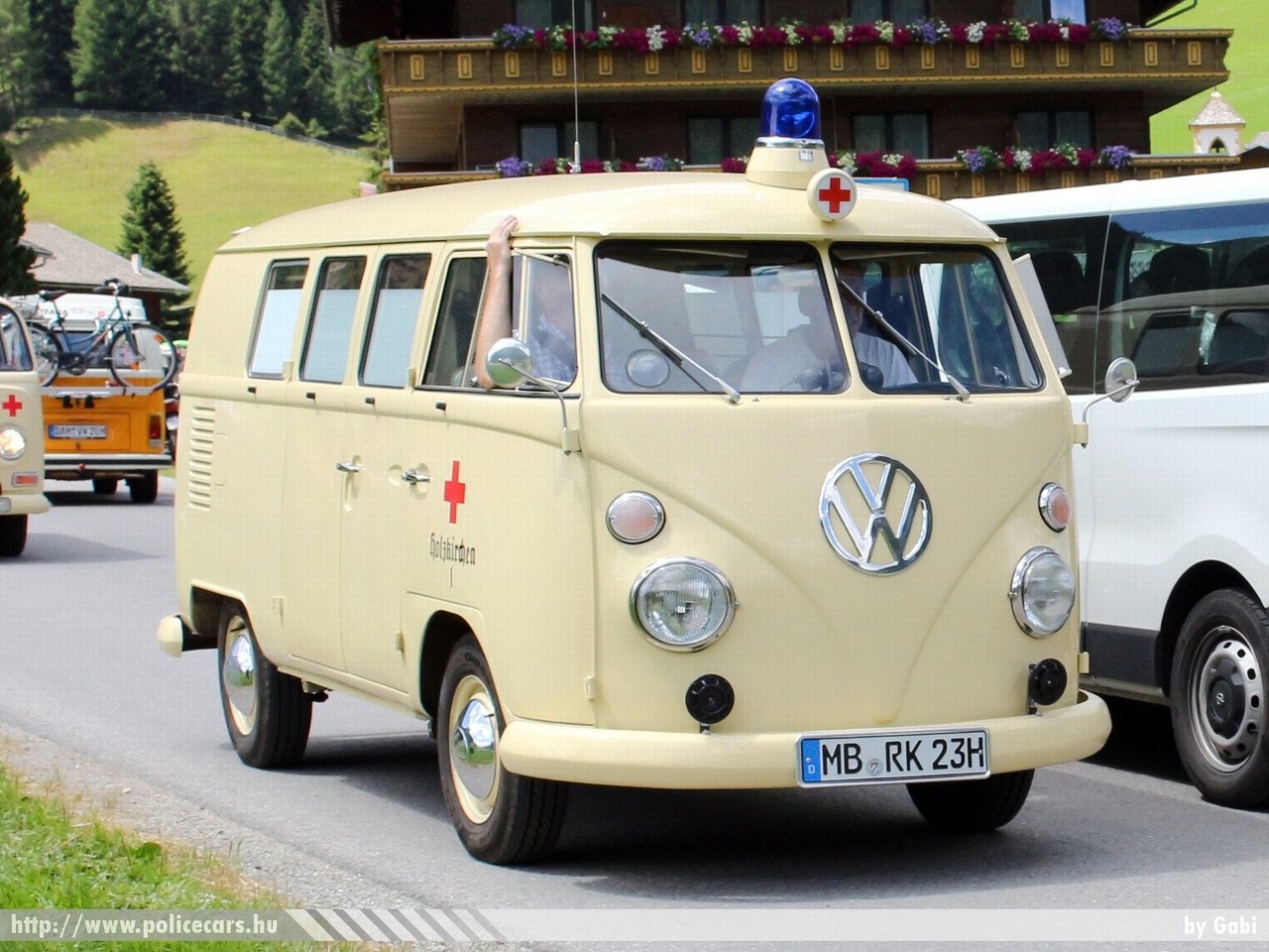 Volkswagen Transporter T1, fotó: Gabi
Keywords: ambulance német Németország mentő mentőautó Germany german